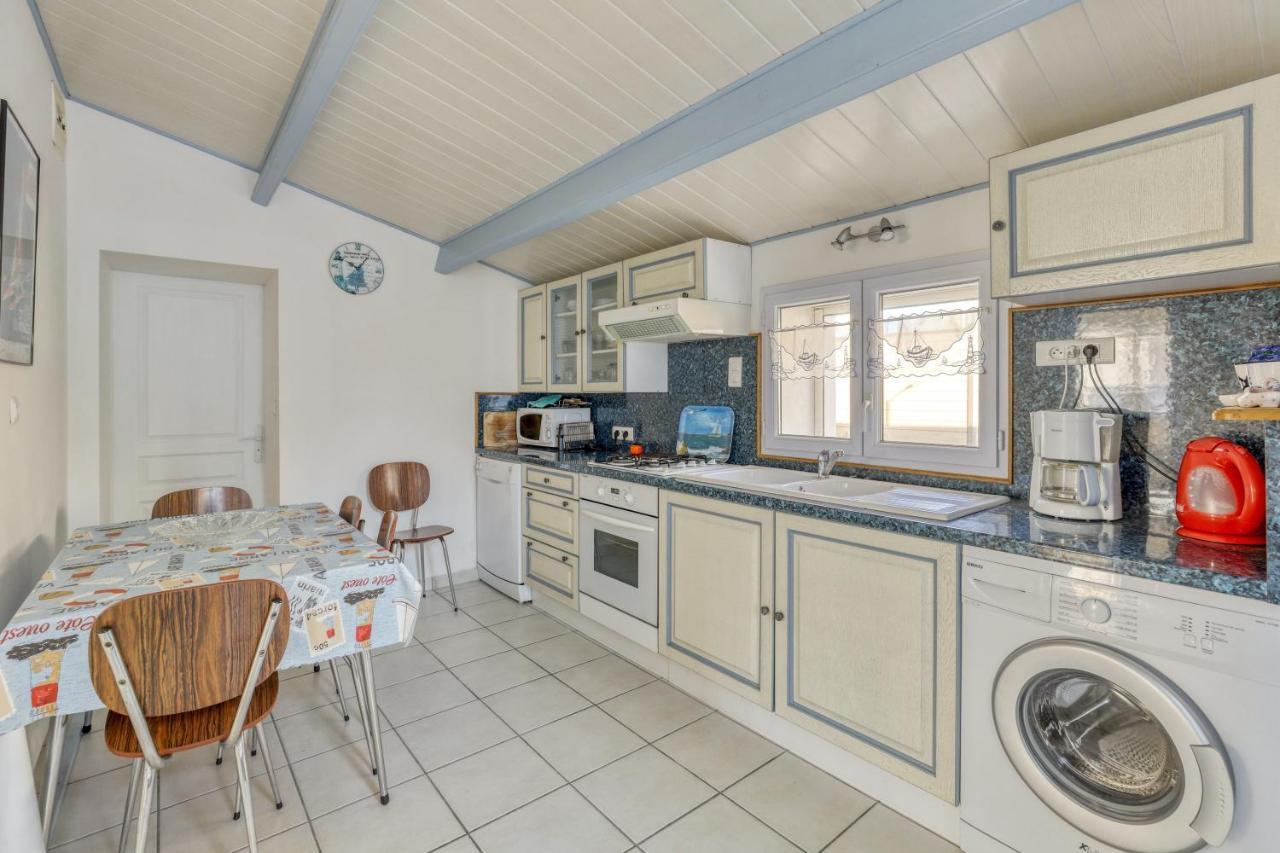 Maison Charmante A L'Epine Avec Jardin Cloture Et Terrasse エクステリア 写真